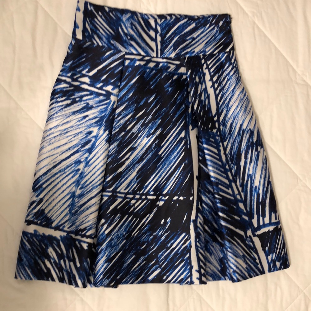 MILLY Blue and White print A-Line skirt